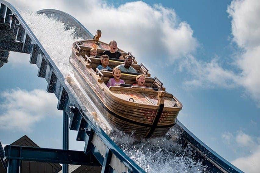 Adventureland Park & Adventure Bay Waterpark: Entry Ticket Adventureland Amusement & Water Park