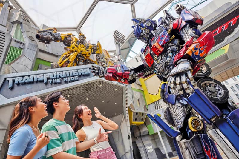 Universal Studios Singapore: VIP Experience with Admission + Express Pass + Guided Tour