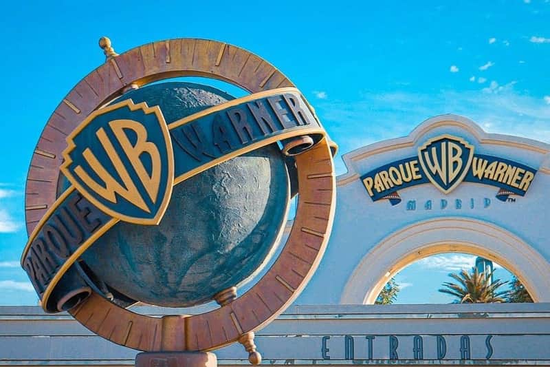 Parque Warner Madrid: Private Transfer from/to Madrid