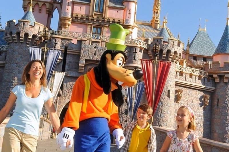 Disneyland® California: 1-Day Entry + Transport from Los Angeles